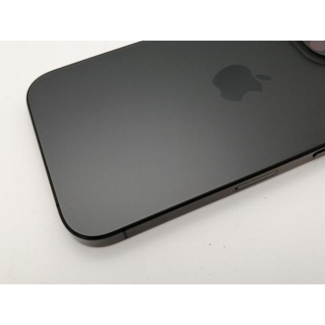 【中古】Apple 国内版 【SIMフリー】 iPhone 15 Pro 256GB ブラックチタニウム MTUC3J/A【小倉駅前】保証期間１ヶ月【ランクB】の画像