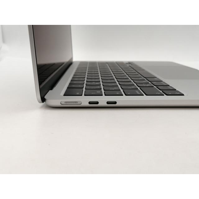 【中古】Apple MacBook Air 13インチ CTO (M2,2022) シルバー M2(CPU:8C/GPU:8C)/16G/256G/30W AC【三宮センター】保証期間１ヶ月【ランクA】の画像