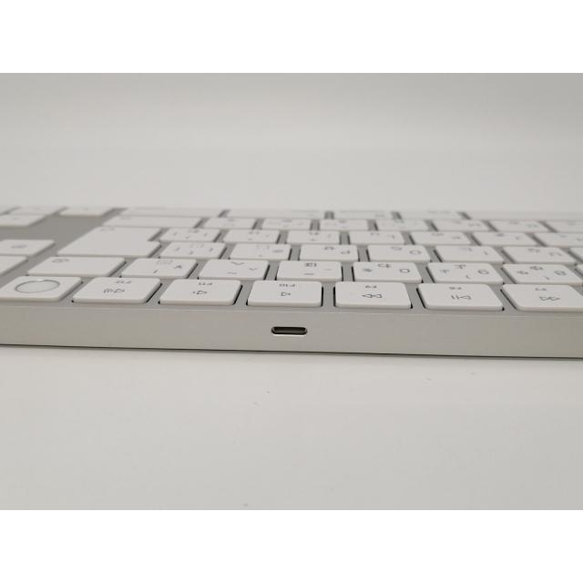 【未使用品】Apple TouchID付日本語配列テンキー付　MK2C3J/A Apple Touch ID搭載Magic Keyboard テンキー付き アップル MK2C3J/A