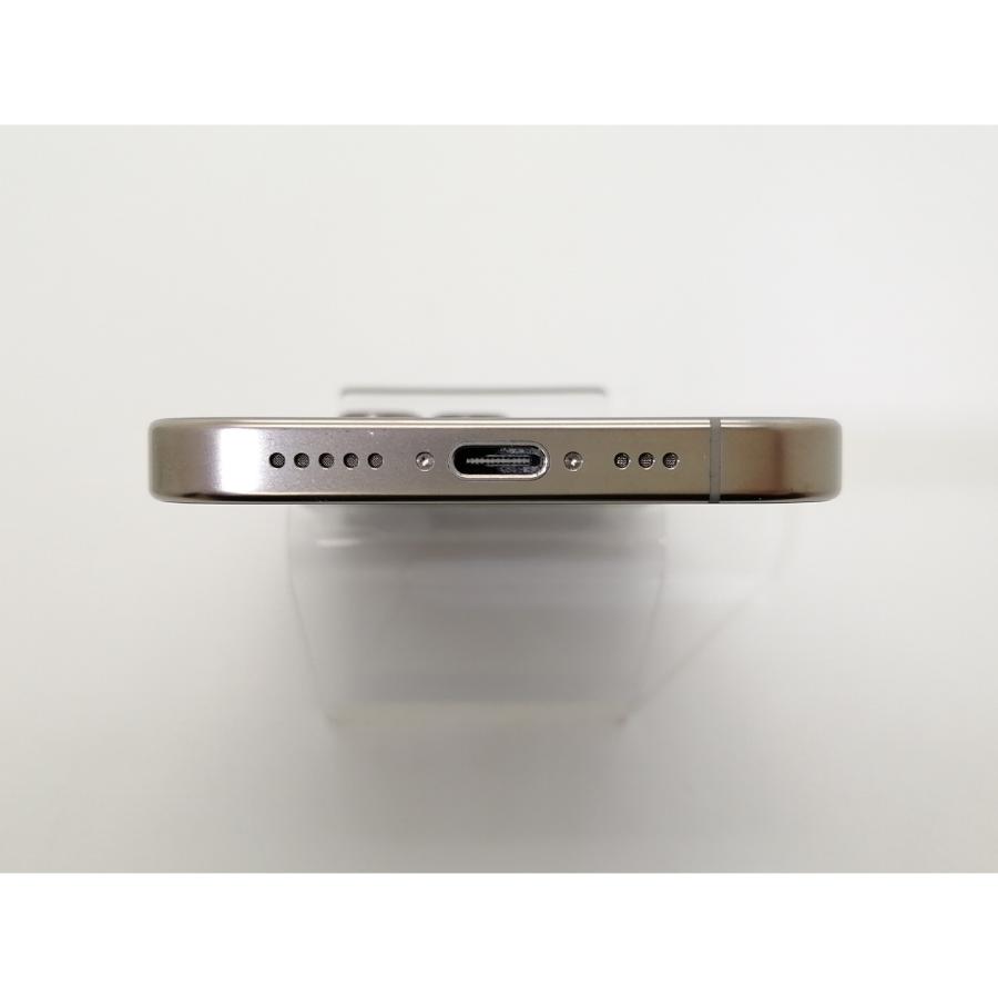 【中古】Apple au 【SIMフリー】 iPhone 16 Pro 512GB ナチュラルチタニウム MYN73J/A【三宮センター】保証期間１ヶ月【ランクB】の画像