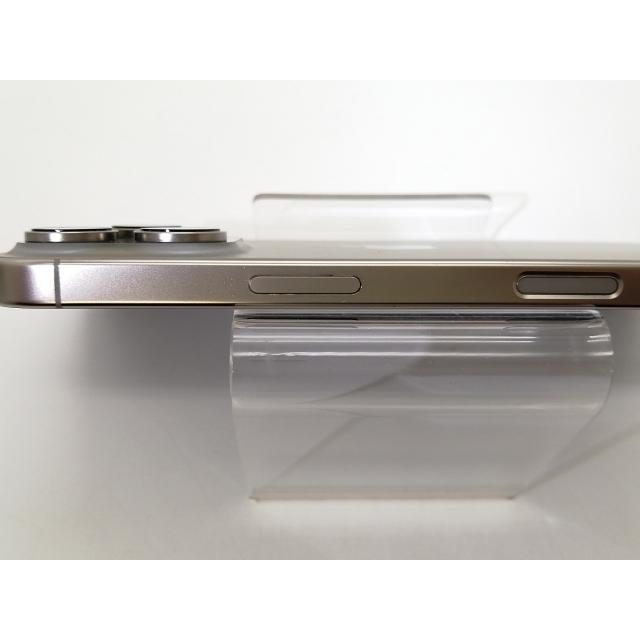 【中古】Apple au 【SIMフリー】 iPhone 16 Pro 512GB ナチュラルチタニウム MYN73J/A【三宮センター】保証期間１ヶ月【ランクB】の画像