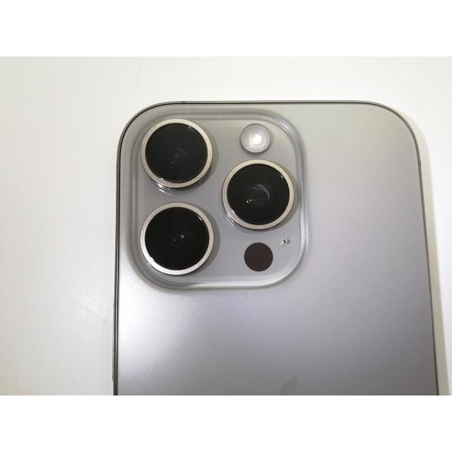 【中古】Apple au 【SIMフリー】 iPhone 16 Pro 512GB ナチュラルチタニウム MYN73J/A【三宮センター】保証期間１ヶ月【ランクB】の画像