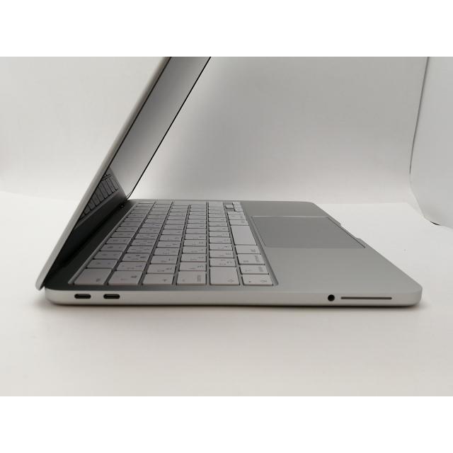 【中古】Apple MacBook Neo 13インチ A18 Pro(CPU:6C/GPU:5C) 8GB/512GB シルバー MHFC4J/A (13インチ,A18 Pro)【三宮センター】保証期間１ヶ月【ランクA】の画像
