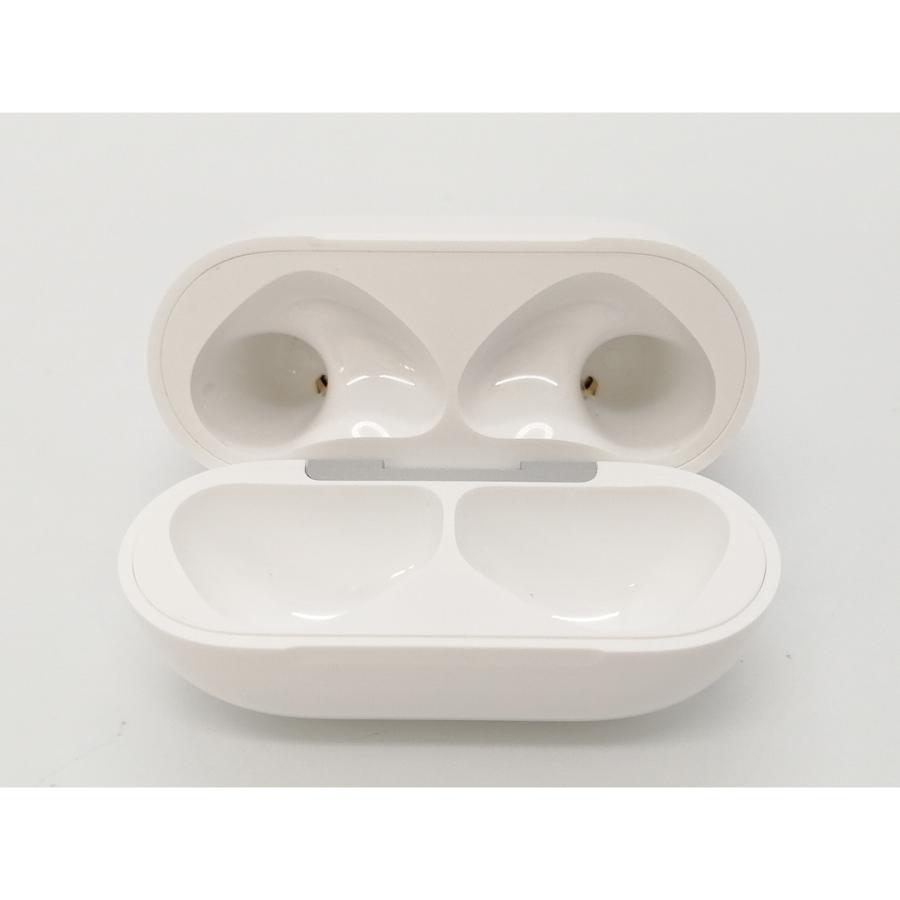 中古】Apple AirPods 4 アクティブノイズキャンセリング搭載モデル