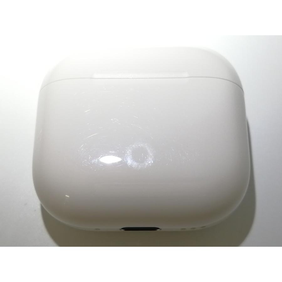 中古】Apple AirPods 4 アクティブノイズキャンセリング搭載モデル