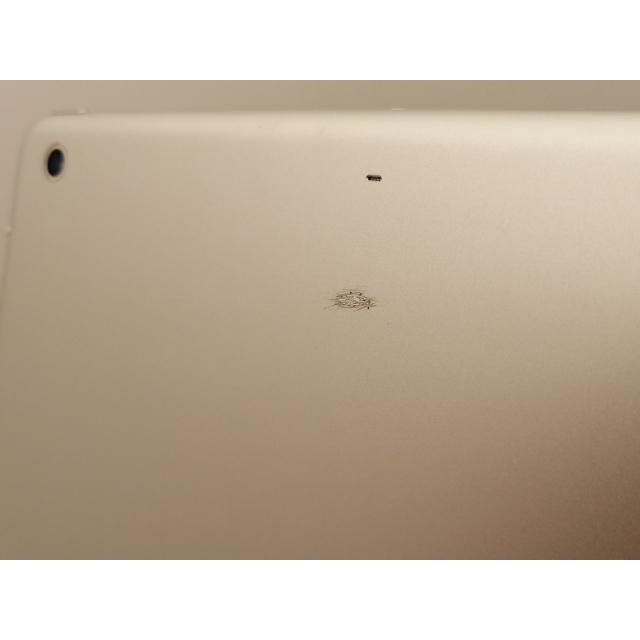 中古】Apple iPad Air Wi-Fiモデル 32GB シルバー MD789J/A【神保町