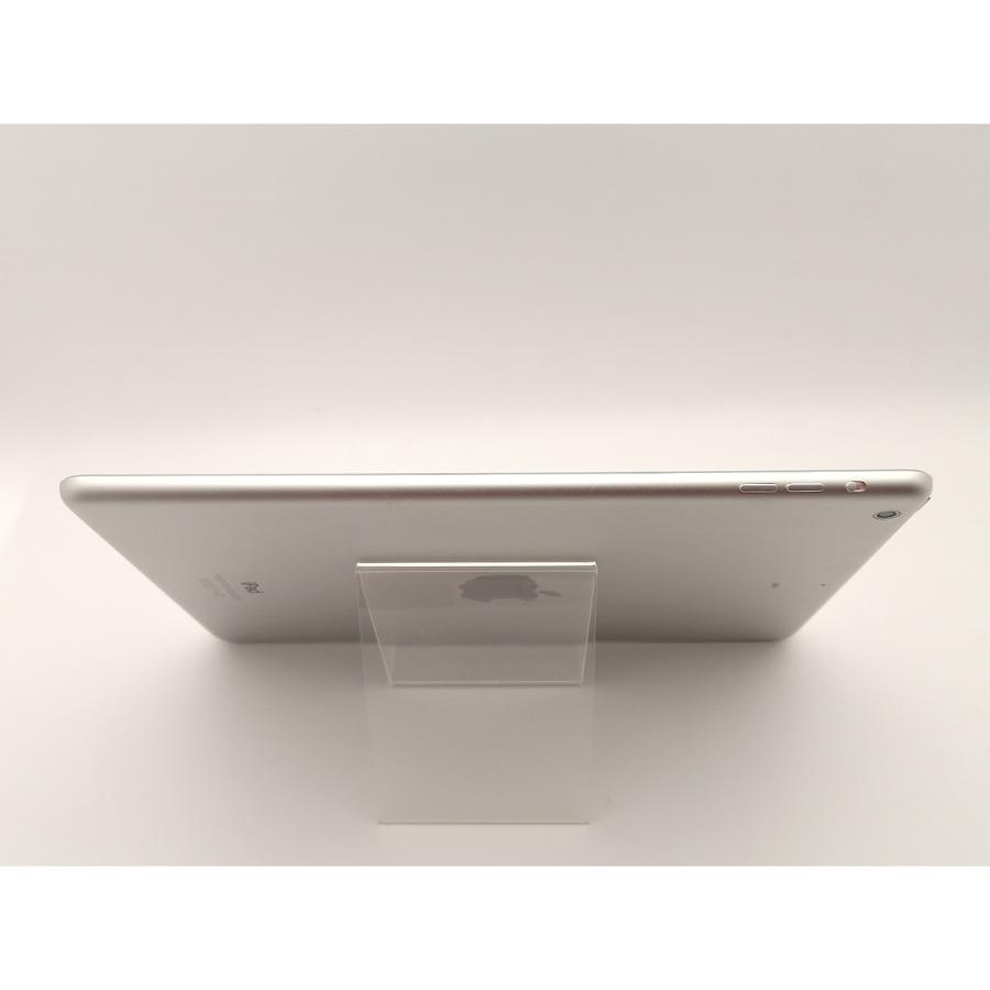 中古】Apple iPad Air Wi-Fiモデル 32GB シルバー MD789J/A 中古】Apple iPad Air Wi-Fiモデル 32GB シルバー MD789J/A