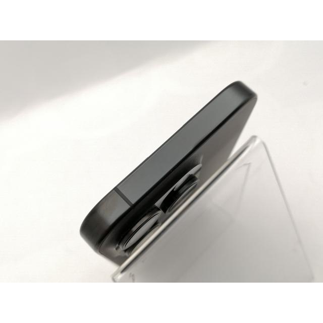 【中古】Apple docomo 【SIMフリー】 iPhone 15 Pro 1TB ブラックチタニウム MTUQ3J/A【神保町】保証期間１ヶ月【ランクB】の画像
