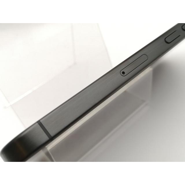 【中古】Apple docomo 【SIMフリー】 iPhone 15 Pro 1TB ブラックチタニウム MTUQ3J/A【神保町】保証期間１ヶ月【ランクB】の画像
