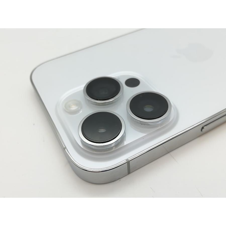 中古】Apple docomo 【SIMフリー】 iPhone 14 Pro 256GB シルバー