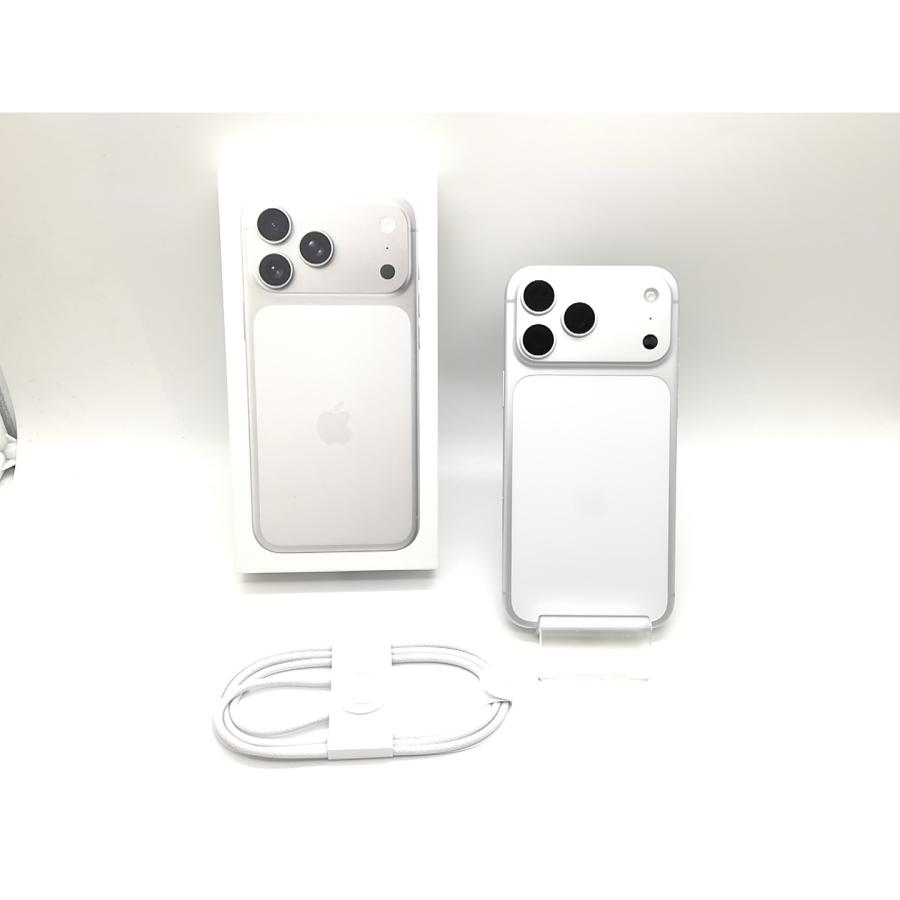 中古】Apple 国内版 【SIMフリー】 iPhone 17 Pro Max 1TB シルバー