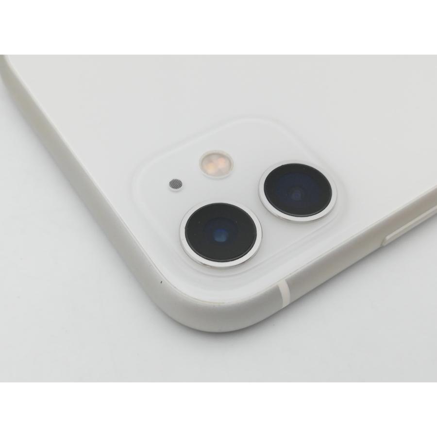 中古】Apple au 【SIMロック解除済み】 iPhone 11 256GB ホワイト