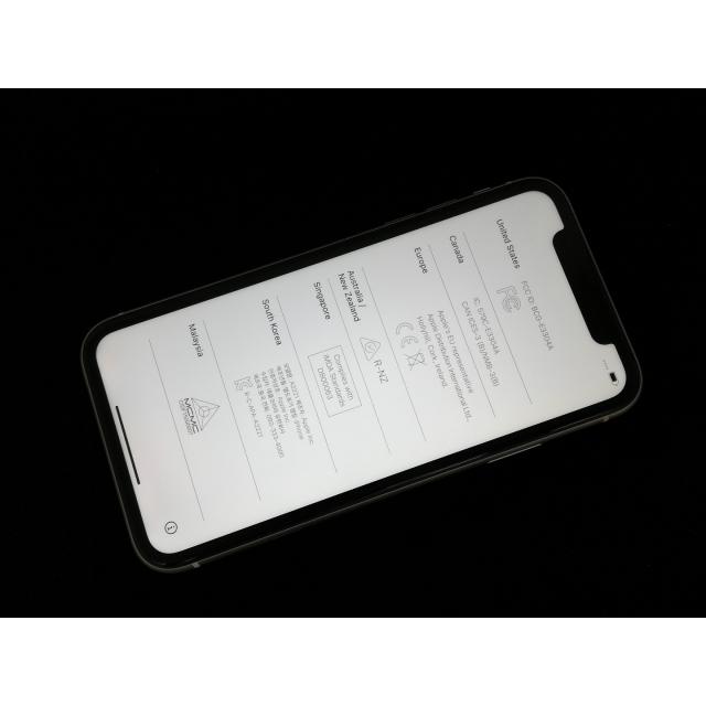 中古】Apple au 【SIMロック解除済み】 iPhone 11 256GB ホワイト