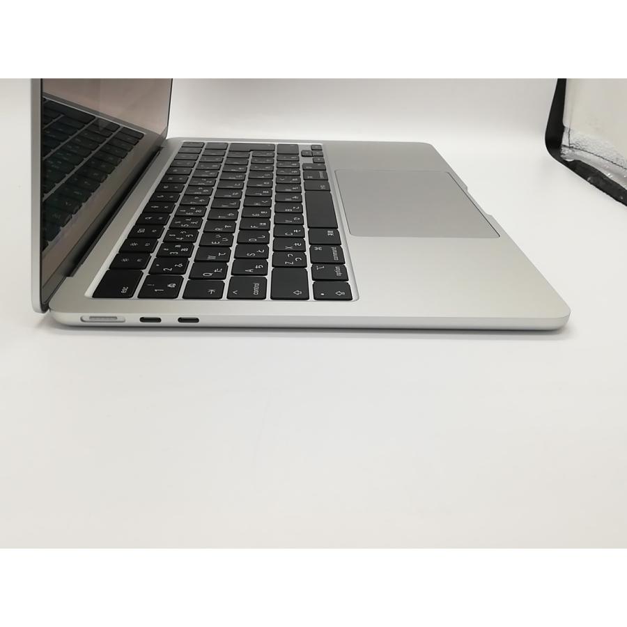 【中古】Apple MacBook Air 13インチ CTO (M3,2024) シルバー M3(CPU:8C/GPU:10C)/16G/512G【福岡天神】保証期間１ヶ月【ランクA】の画像