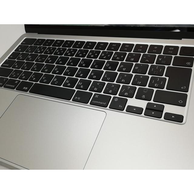 【中古】Apple MacBook Air 13インチ CTO (M3,2024) シルバー M3(CPU:8C/GPU:10C)/16G/512G【福岡天神】保証期間１ヶ月【ランクA】の画像