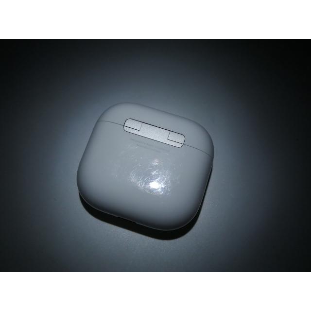 中古】Apple AirPods 4 アクティブノイズキャンセリング搭載モデル