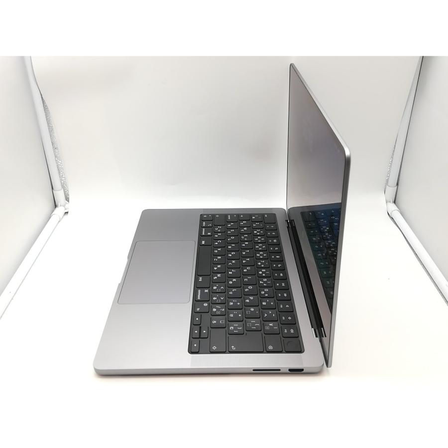 【中古】Apple MacBook Pro 14インチ M3(CPU:8C/GPU:10C) 8GB/512GB スペースグレイ MTL73J/A (14インチ,M3,2023)【吉祥寺】保証期間１ヶ月【ランクB】の画像