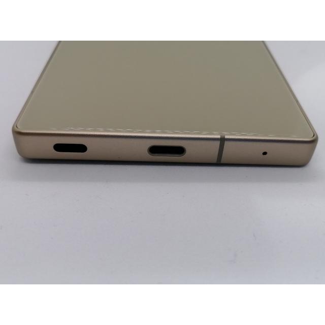 中古】SHARP 国内版 【SIMフリー】 AQUOS R10 トレンチベージュ 12GB