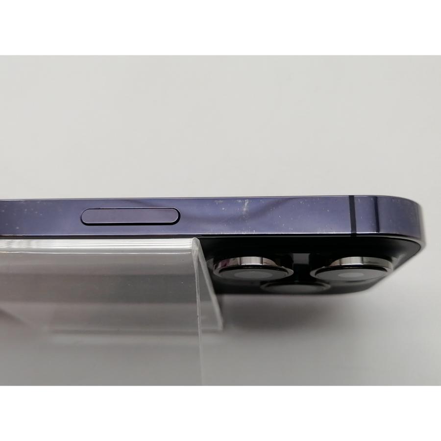 【中古】Apple docomo 【SIMフリー】 iPhone 14 Pro 1TB ディープパープル MQ313J/A【札幌】保証期間１ヶ月【ランクC】の画像