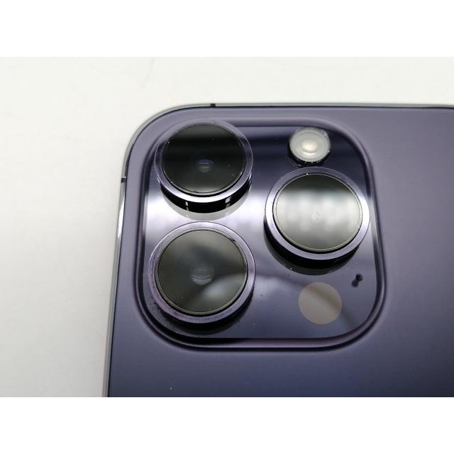 【中古】Apple docomo 【SIMフリー】 iPhone 14 Pro 1TB ディープパープル MQ313J/A【札幌】保証期間１ヶ月【ランクC】の画像