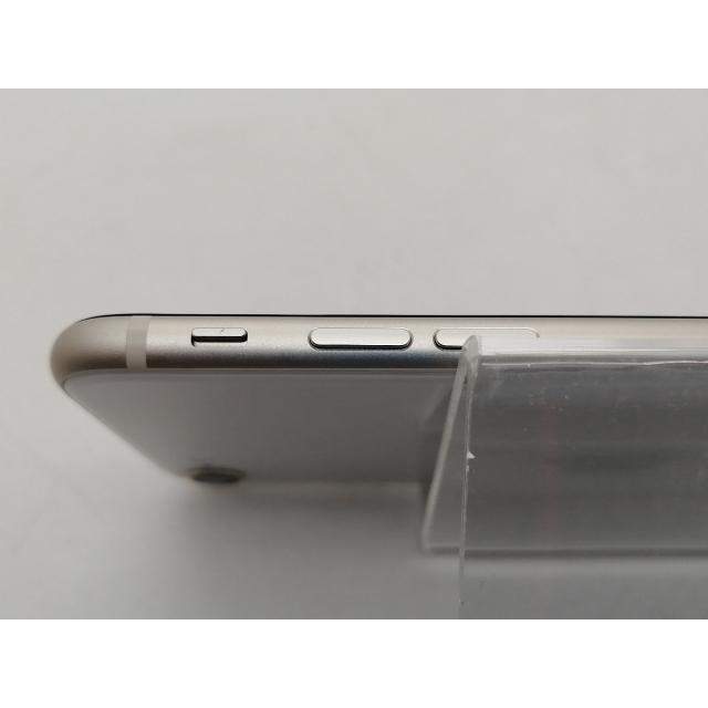【中古】Apple au 【SIMフリー】 iPhone SE（第3世代） 64GB スターライト MMYD3J/A【札幌南2条】保証期間１ヶ月【ランクA】の画像