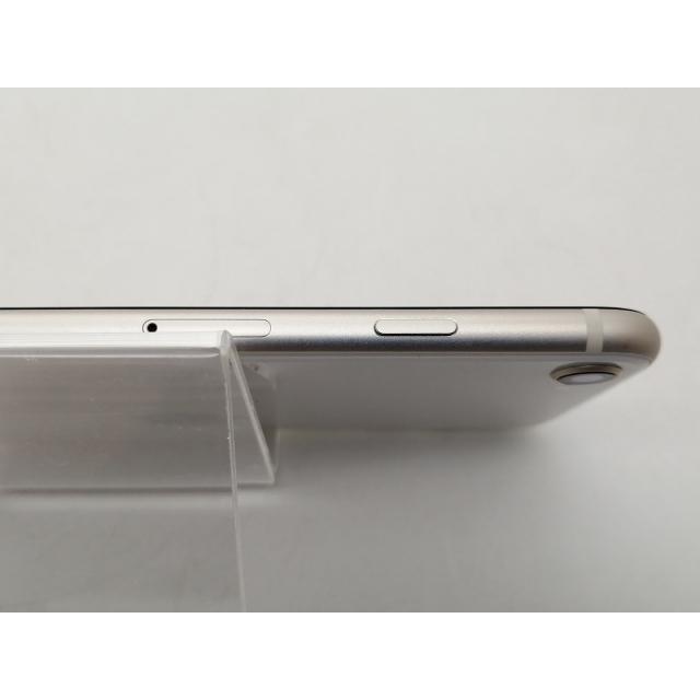 【中古】Apple au 【SIMフリー】 iPhone SE（第3世代） 64GB スターライト MMYD3J/A【札幌南2条】保証期間１ヶ月【ランクA】の画像