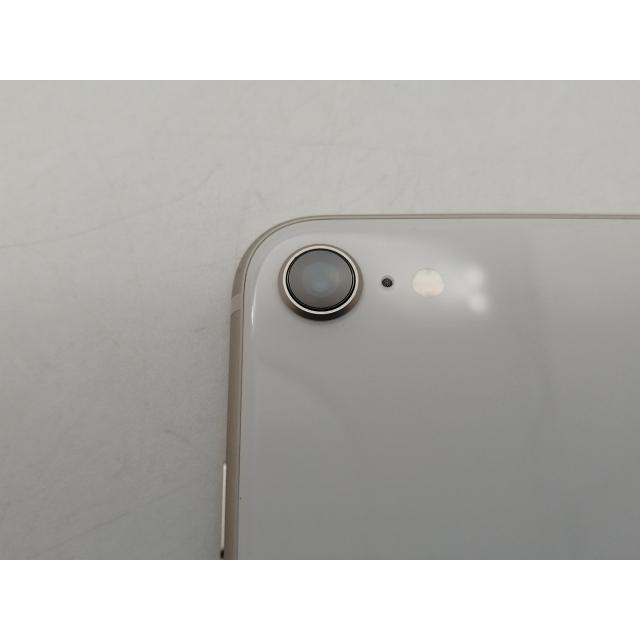 【中古】Apple au 【SIMフリー】 iPhone SE（第3世代） 64GB スターライト MMYD3J/A【札幌南2条】保証期間１ヶ月【ランクA】の画像