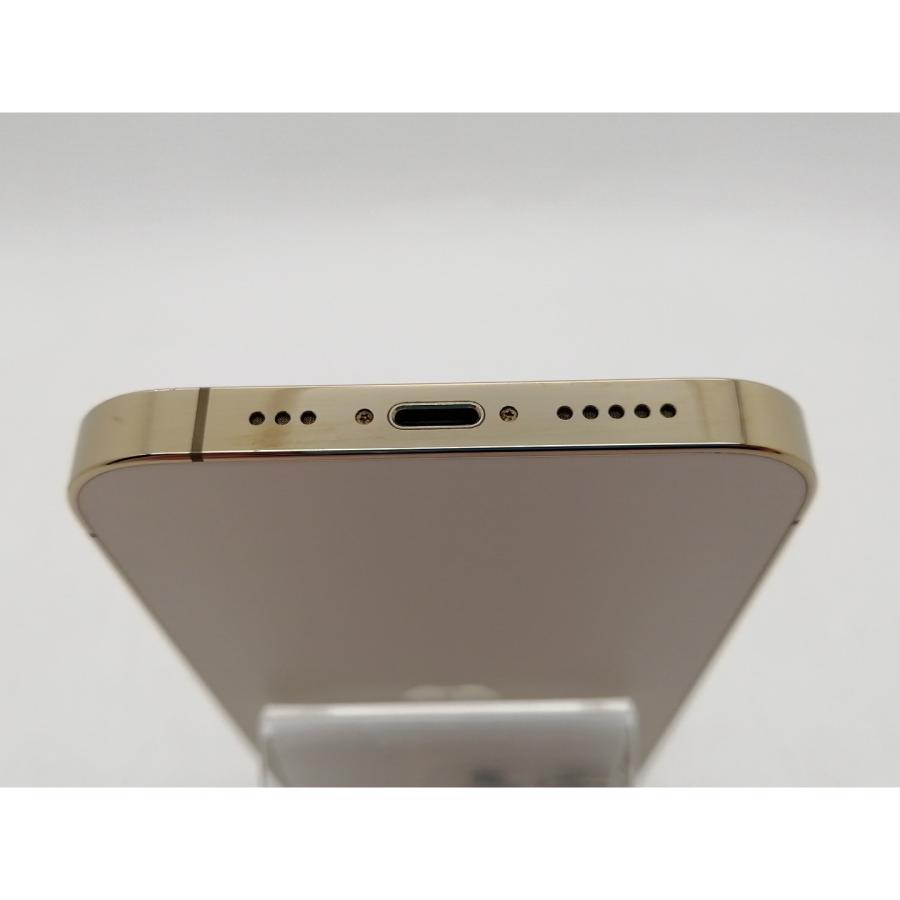 【中古】Apple SoftBank 【SIMフリー】 iPhone 13 Pro 256GB ゴールド MLUQ3J/A【札幌南2条】保証期間１週間【ランクC】の画像