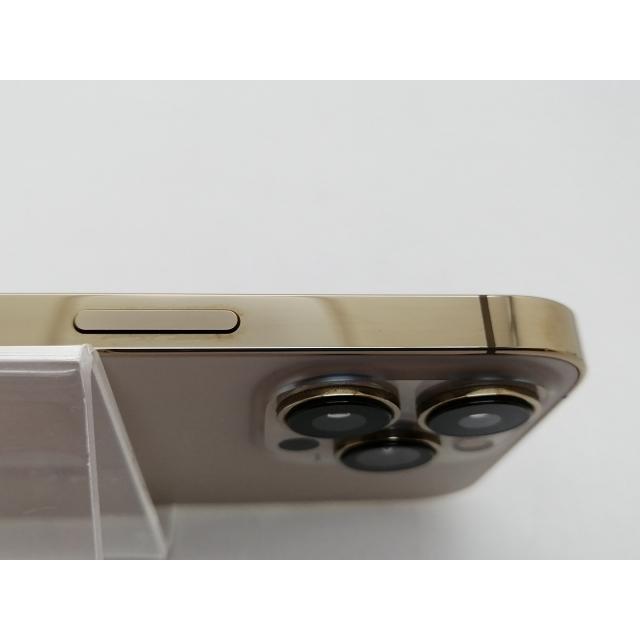 【中古】Apple SoftBank 【SIMフリー】 iPhone 13 Pro 256GB ゴールド MLUQ3J/A【札幌南2条】保証期間１週間【ランクC】の画像