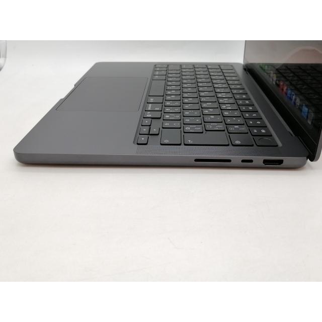 中古】Apple MacBook Pro 14インチ M5(CPU:10C/GPU:10C) 16GB/512GB