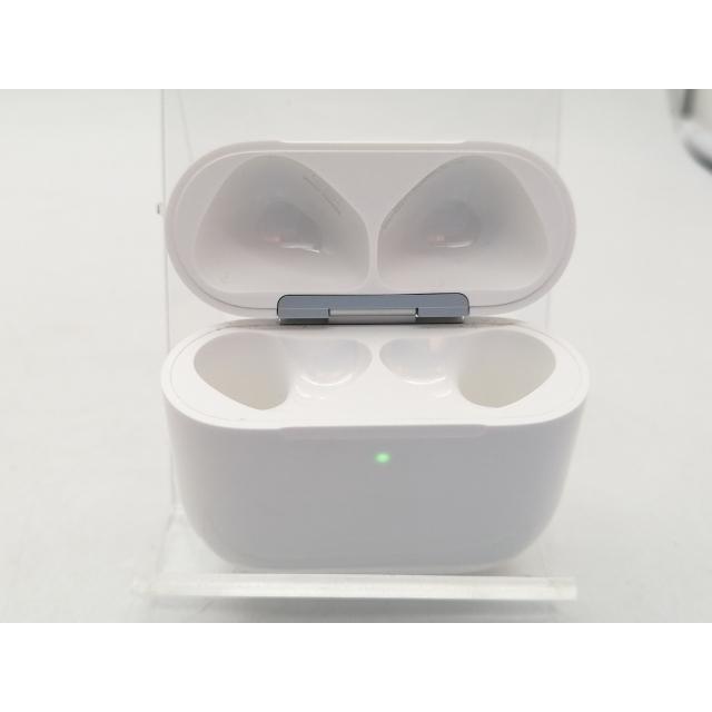 中古】Apple AirPods 4 アクティブノイズキャンセリング搭載モデル