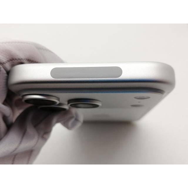 【中古】Apple au 【SIMフリー】 iPhone 17 Pro 256GB シルバー MG854J/A【札幌南2条】保証期間１ヶ月【ランクA】の画像