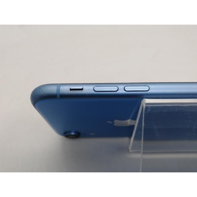 中古】Apple au 【SIMロック解除済み】 iPhone XR 64GB ブルー MT0E2J