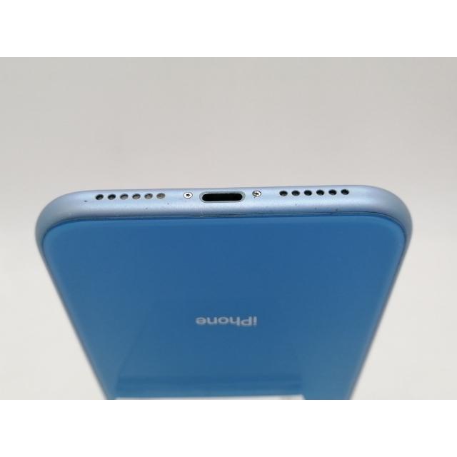 中古】Apple au 【SIMロック解除済み】 iPhone XR 64GB ブルー MT0E2J