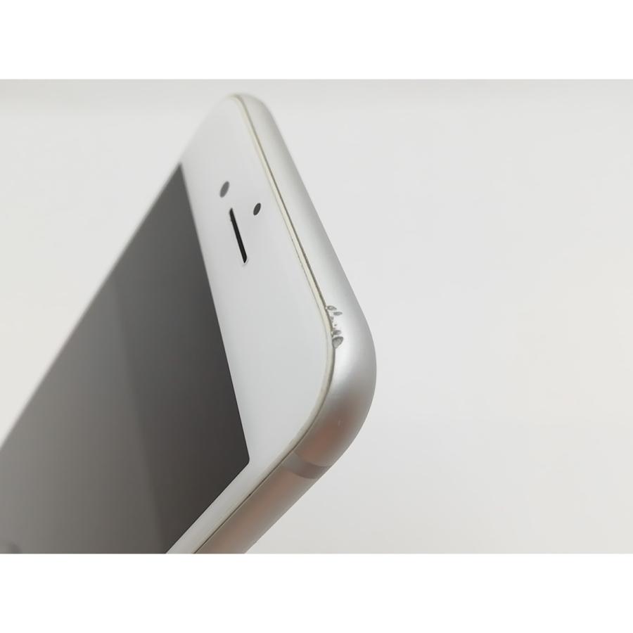 中古】Apple docomo 【SIMロック解除済み】 iPhone 8 64GB シルバー