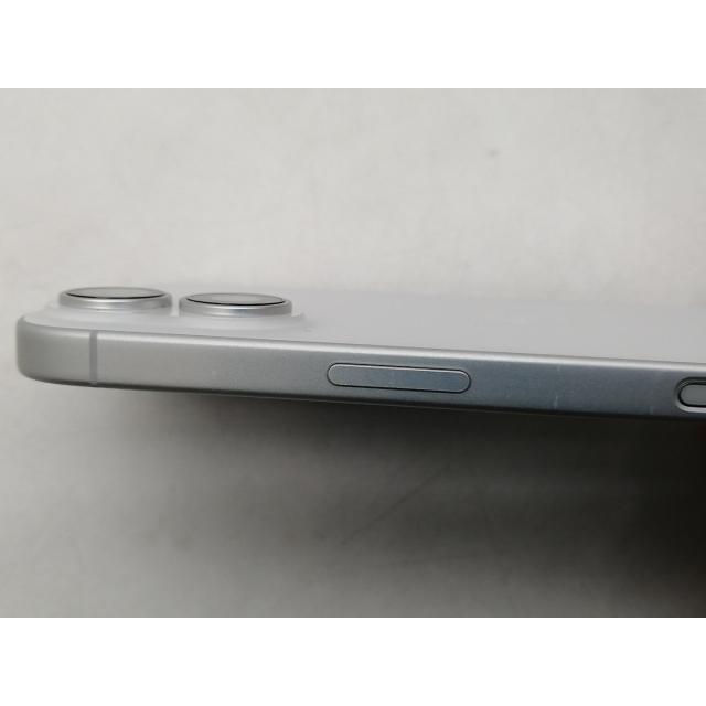 【中古】Apple 国内版 【SIMフリー】 iPhone 17 256GB ホワイト MG684J/A【仙台イービーンズ】保証期間１ヶ月【ランクA】の画像