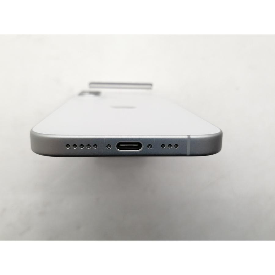 【中古】Apple 国内版 【SIMフリー】 iPhone 17 256GB ホワイト MG684J/A【仙台イービーンズ】保証期間１ヶ月【ランクA】の画像