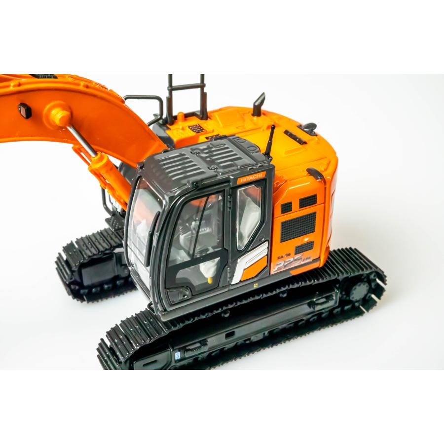 ミニチュア 日立建機 油圧ショベル ZX225US-7 *1/50スケール ミニチュア 日立建機 油圧ショベル ZX225US-7 *1/50スケール