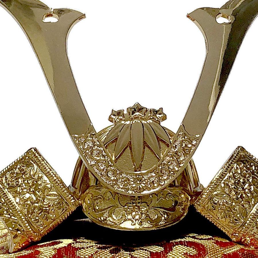 兜 黄金色に輝く出世兜 源義経 黄金兜 縁起物 兜飾り インテリア 置物