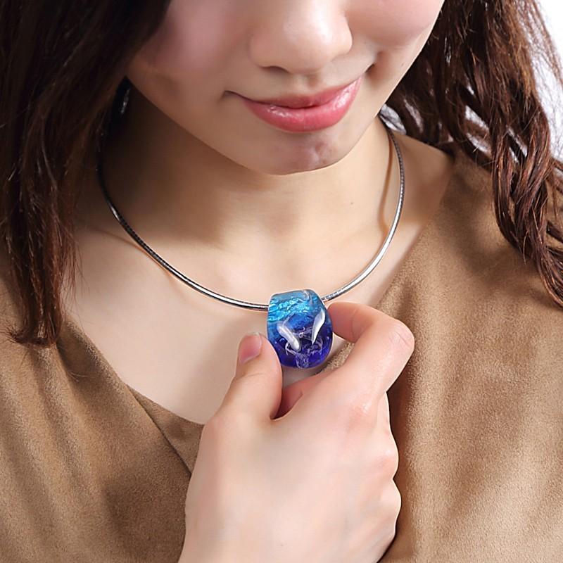 ガラスのジュエリー 海色ブルーL ネックレス 手作りガラス細工 ギフト プレゼント FF-seacolor-b-l FUSION FACTORY 送料無料 花以外 誕生日 | ブランド登録なし | 03