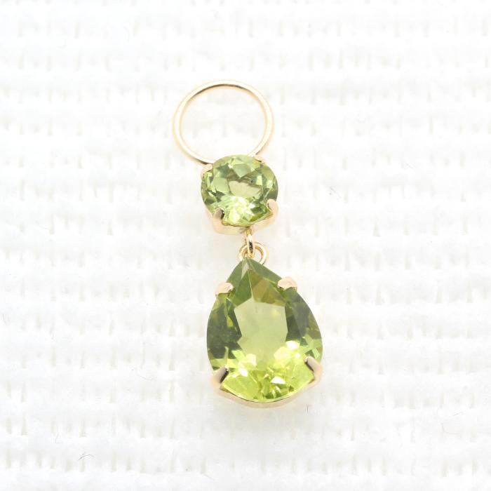 K18 2.2ct ペリドット チャーム ペアシェイプ ワンペア （ピアス