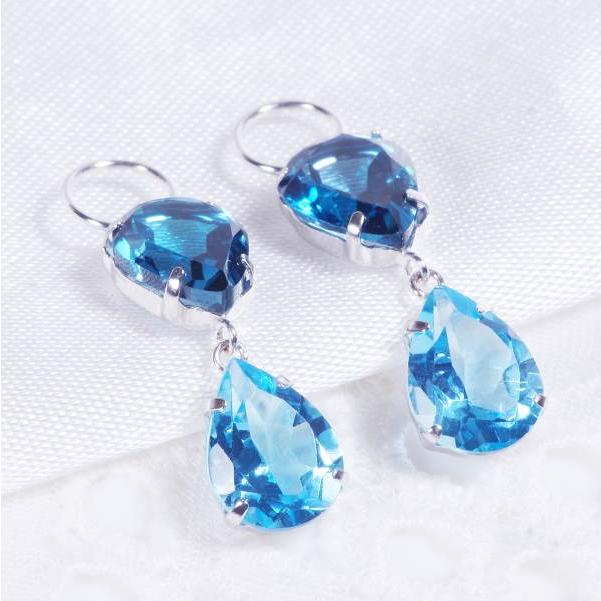 K18WG 4.8ct ブルートパーズチャーム ペアシェイプ ワンペア （ピアス  