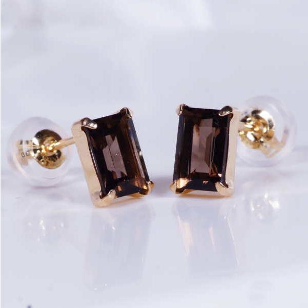 スモーキークォーツ スタッドピアス 18金 計1カラット スクエア