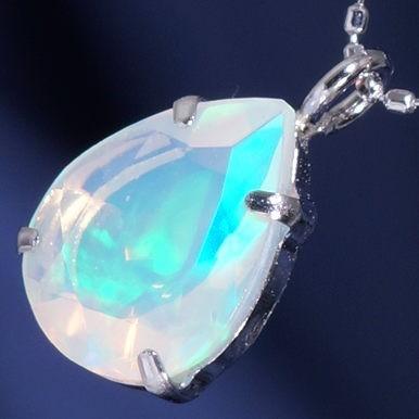 PT 0.5ct オパール ペンダント ネックレス ペアシェイプ 