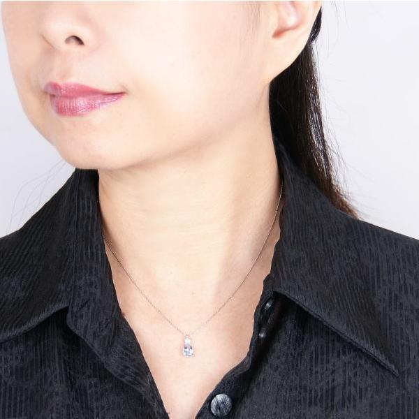PT 0.8ct アクアマリンペンダント ネックレス ペアシェイプ PT 0.8ct アクアマリンペンダント ネックレス ペアシェイプ