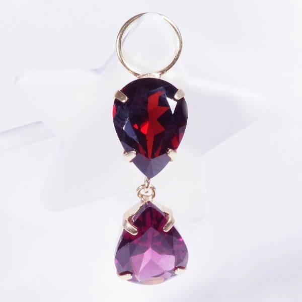 極美品✨ 新品未使用 K18 ガーネット ピアスチャーム 18金 ペア K18 4.8ct ガーネットチャーム ペアシェイプ ワンペア 18金（ピアス