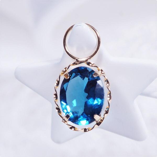 K18 ブルートパーズチャーム K18 2.8ct ロンドンブルートパーズチャーム オーバル 18金