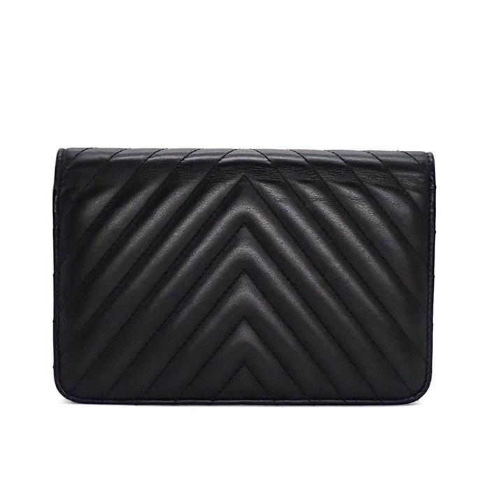 シャネル CHANEL ショルダーバッグ シェブロン チェーンウォレット A70230 2018年製 Vステッチ ブラック カーフスキン_1