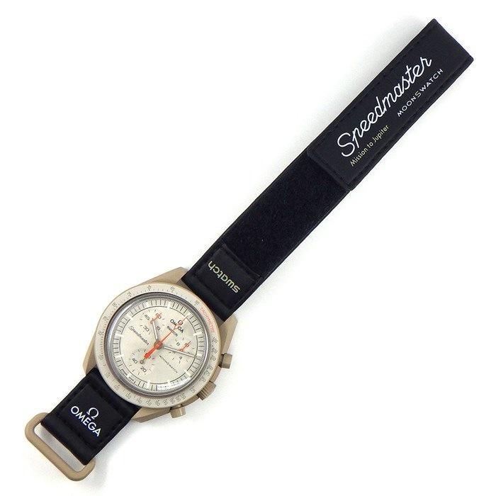 スウォッチ×オメガ Swatch×OMEGA 腕時計 スピードマスター ミッショントゥジュピター SO33C100 ベージュ文字盤 クロノグラフ スモの画像