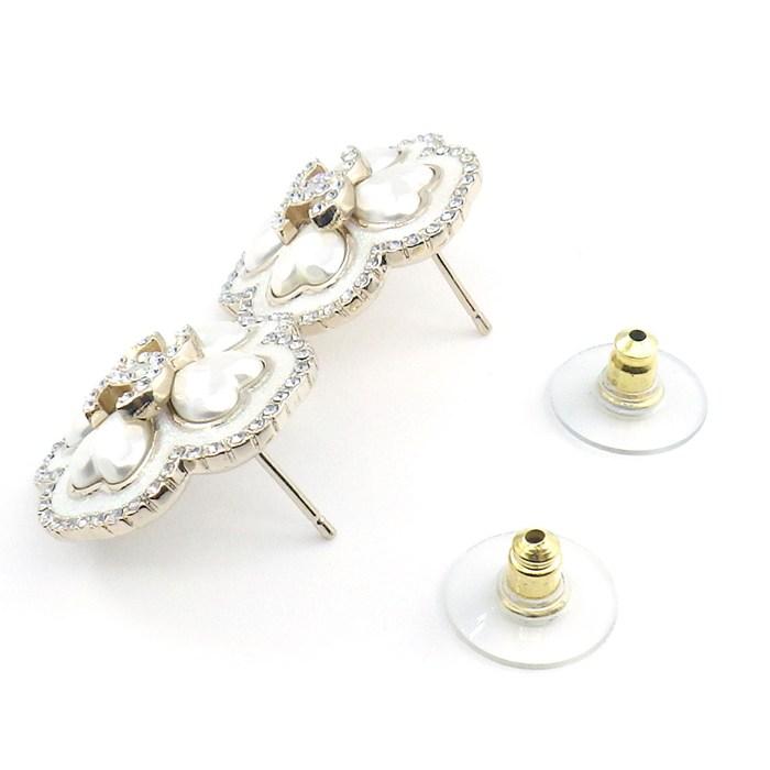 CHANEL（シャネル） ピアス ココマーク クローバーモチーフ C24/A 2024